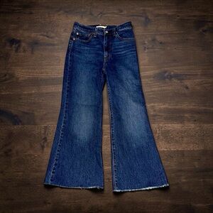 LEVI’S RIBCAGE BELL ULTRA HIGH RISE BELL BOTTOM FLARE FRAYED HEM DARK BLUE 27